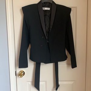 Zara brand new black blazer with shoulder pads